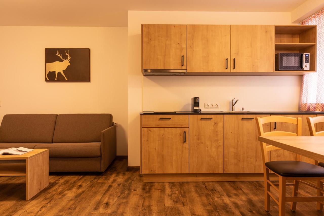 Pitztal Living Aparthotel แยร์สเซินส์ ภายนอก รูปภาพ