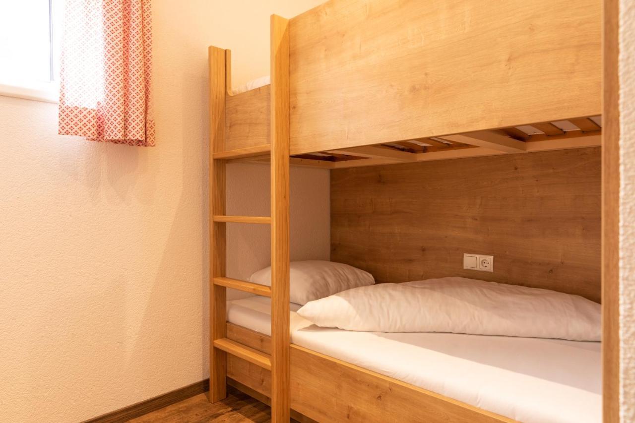Pitztal Living Aparthotel แยร์สเซินส์ ภายนอก รูปภาพ