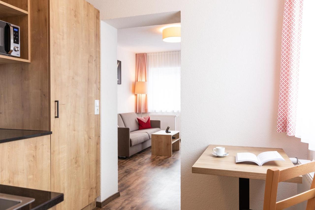 Pitztal Living Aparthotel แยร์สเซินส์ ภายนอก รูปภาพ