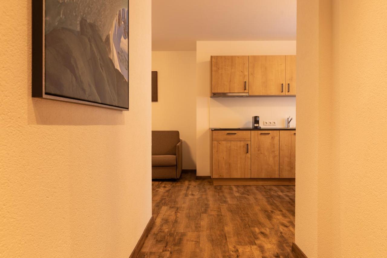 Pitztal Living Aparthotel แยร์สเซินส์ ภายนอก รูปภาพ