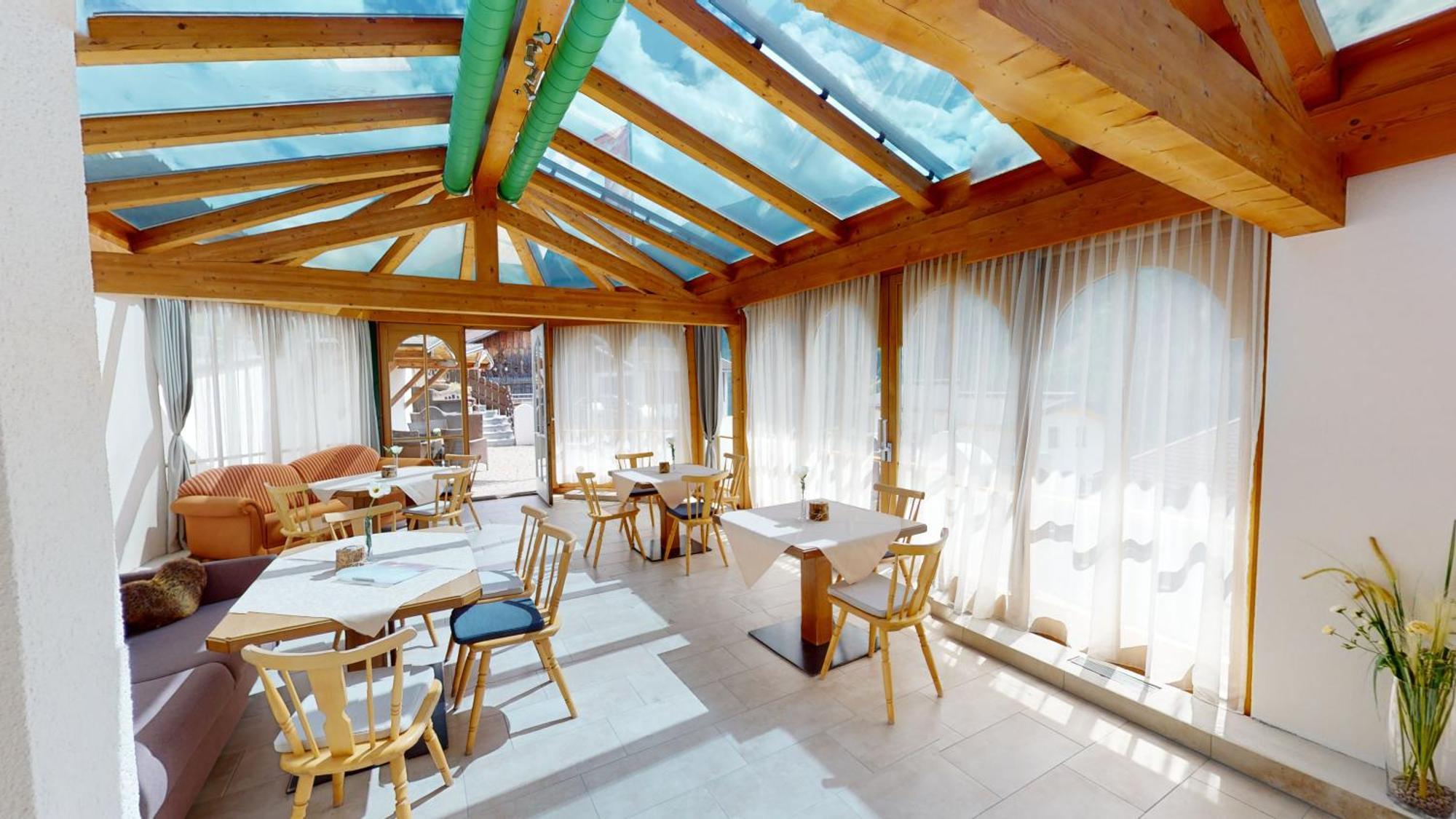 Pitztal Living Aparthotel แยร์สเซินส์ ภายนอก รูปภาพ